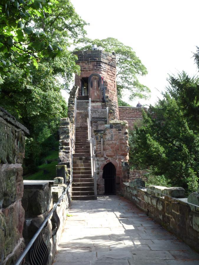 The Kings Gathering Chester Exterior photo
